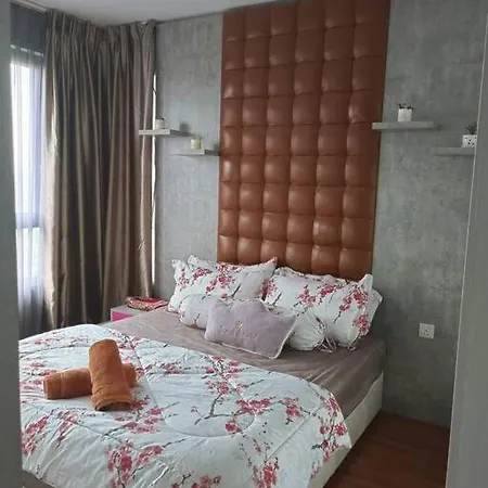 Comfortable Unique Stay Shah Alam Exterior photo