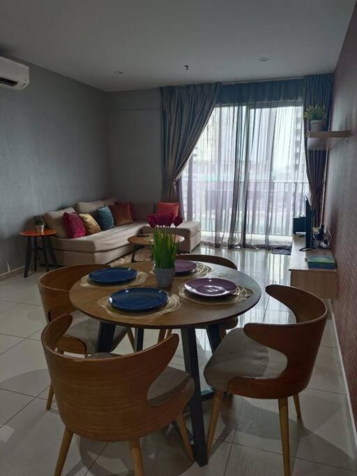 Comfortable Unique Apartment Shah Alam
